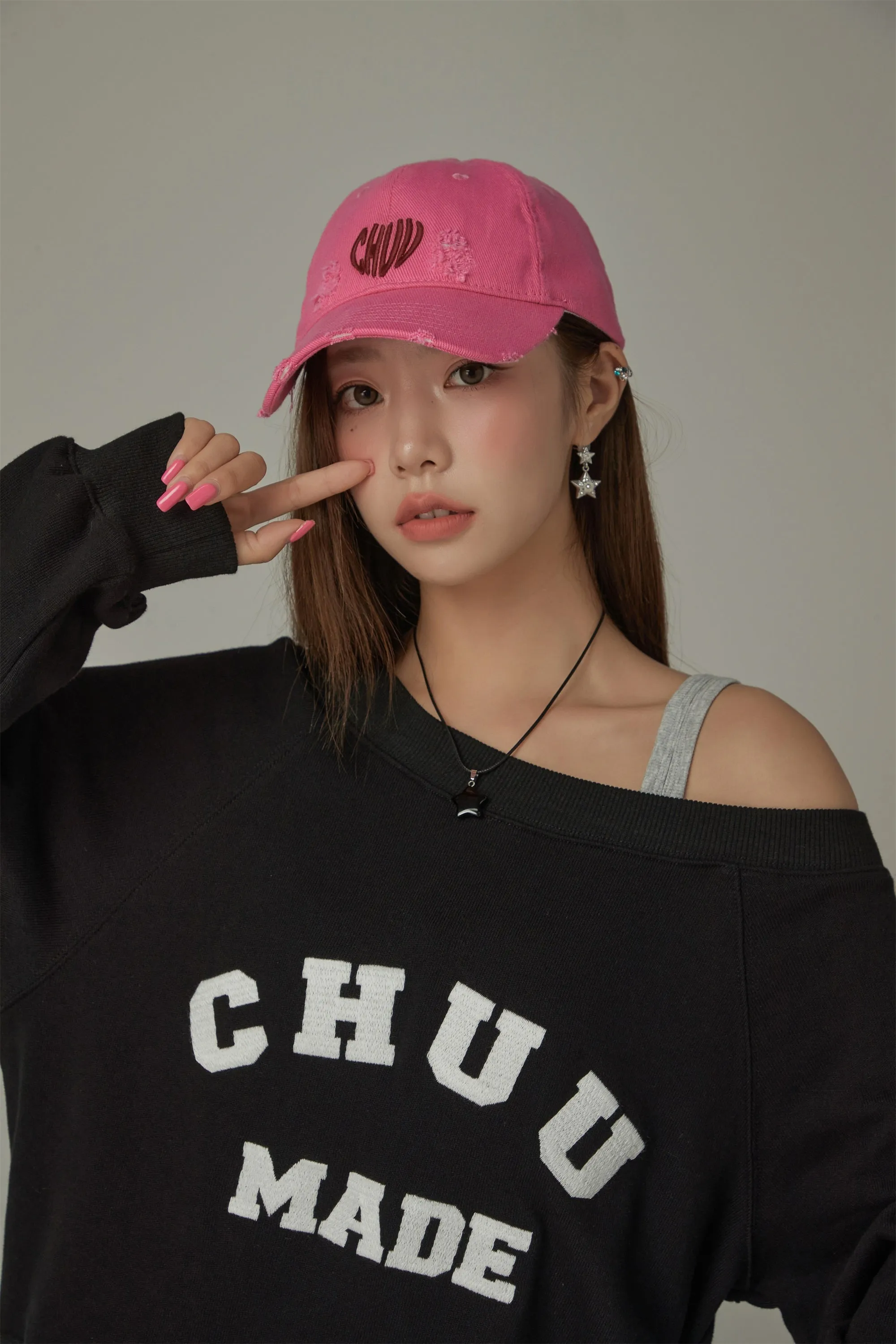 Chuu Made Off The Shoulders Loose Sweatshirt