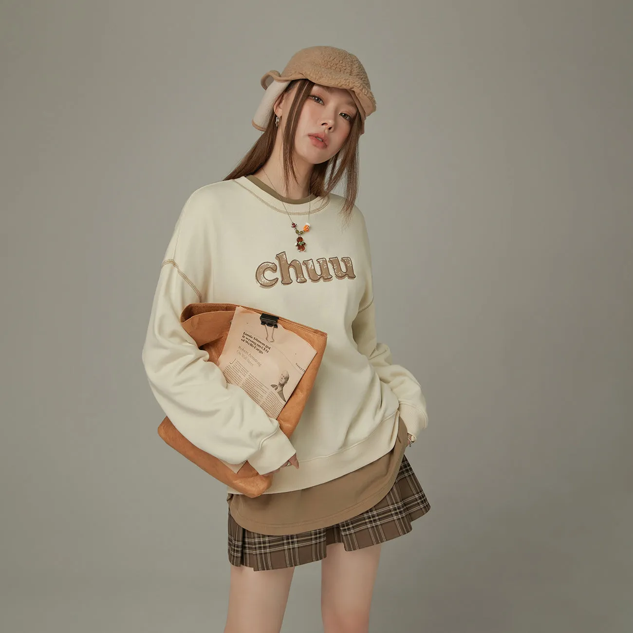 Color Logo Stitch Loose Fit Sweatshirt