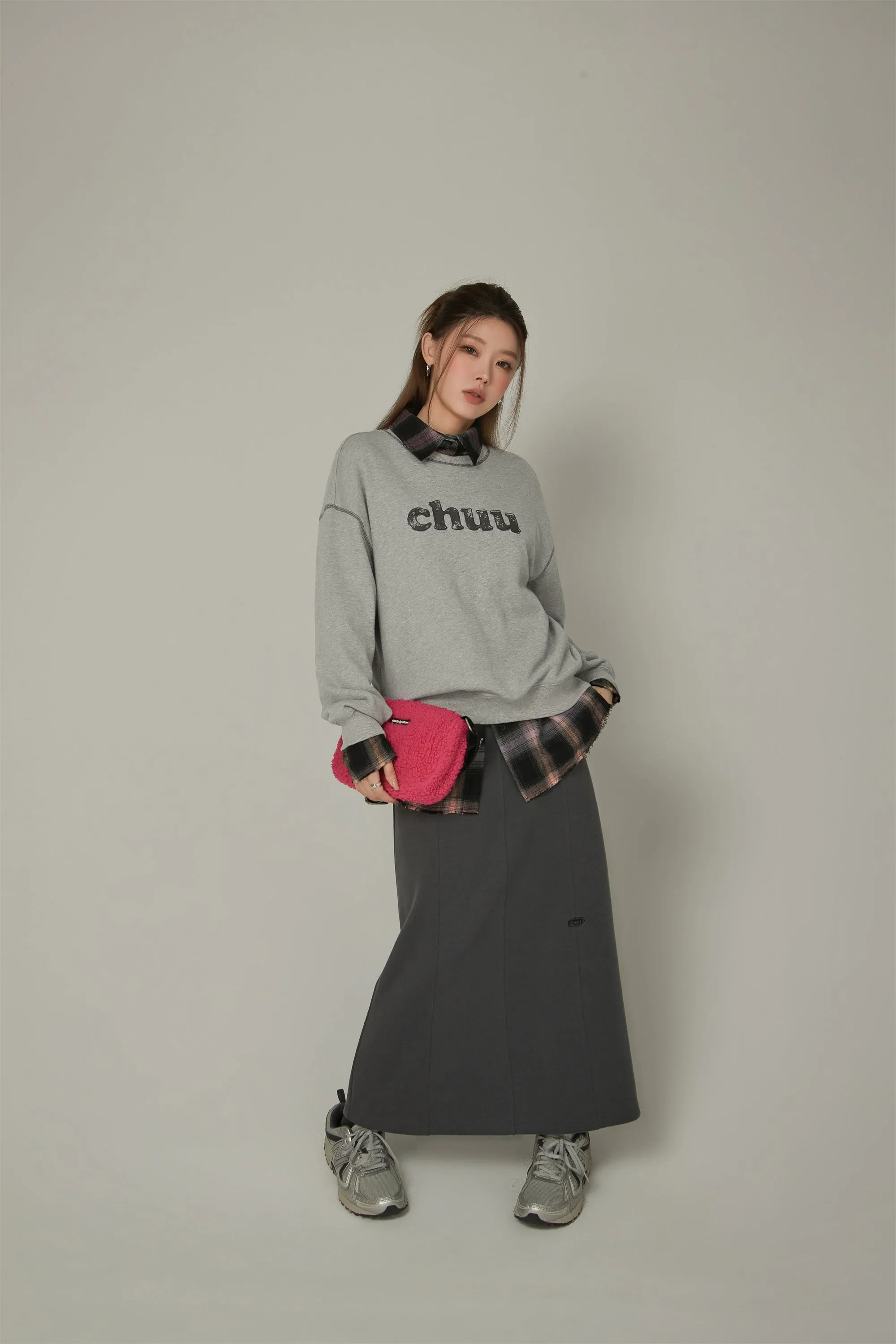 Color Logo Stitch Loose Fit Sweatshirt