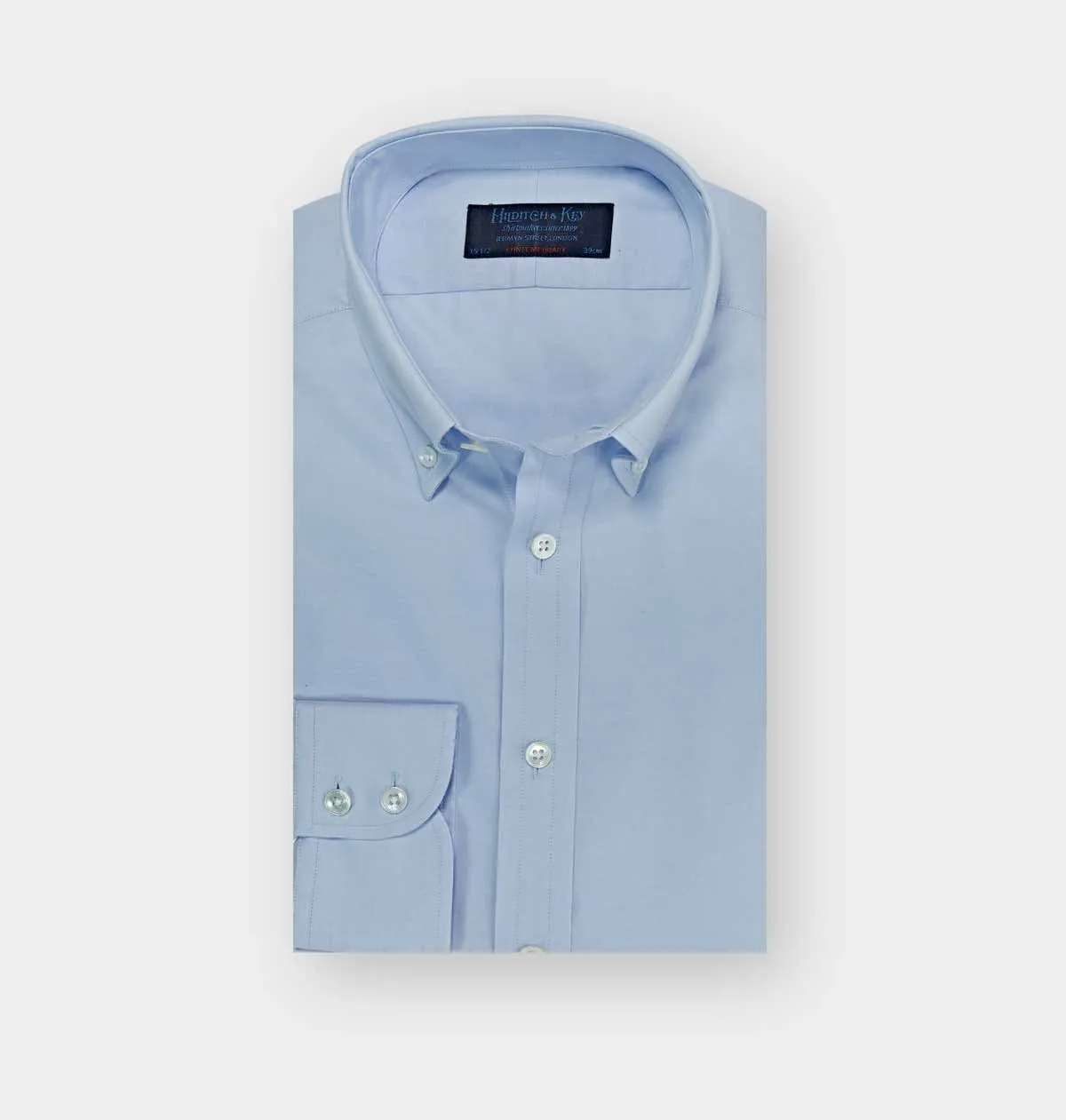 Contemporary Fit, Button Down Collar, 2 Button Cuff Shirt in a Blue Fine Oxford