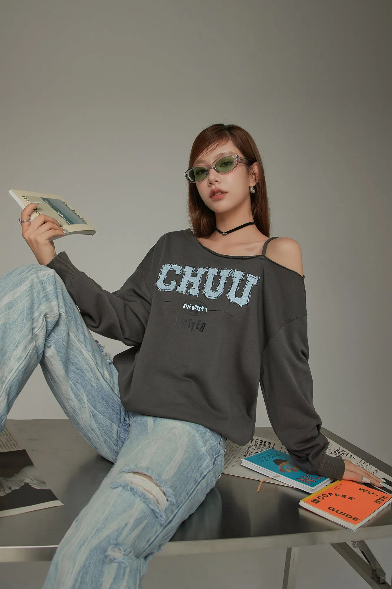 Logo One Shoulder Loose Fit Sweatshirt