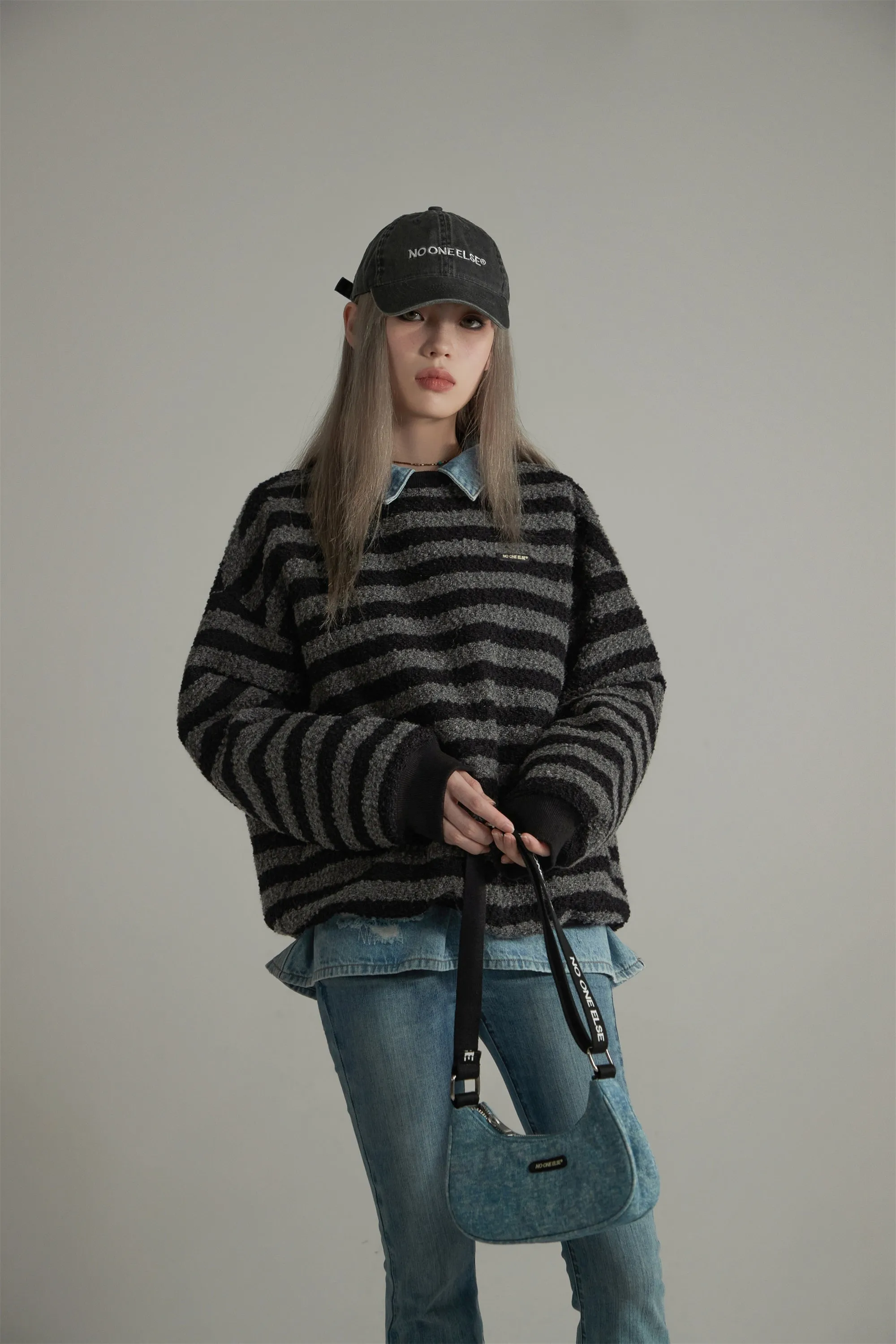 Striped Loose-Fit Sweatshirt